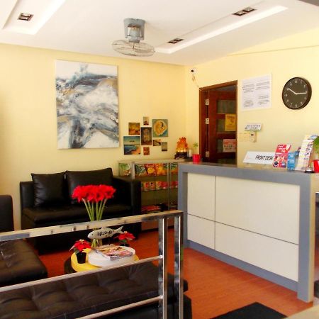 Abrhys Ridge Inn Корон Екстериор снимка