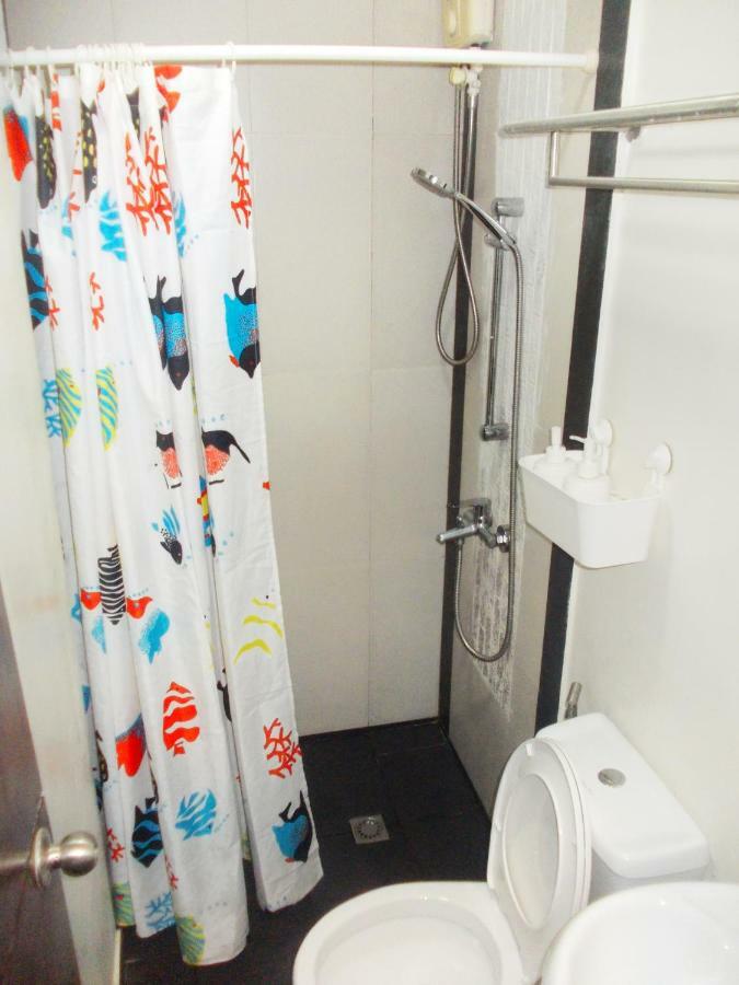Abrhys Ridge Inn Корон Екстериор снимка