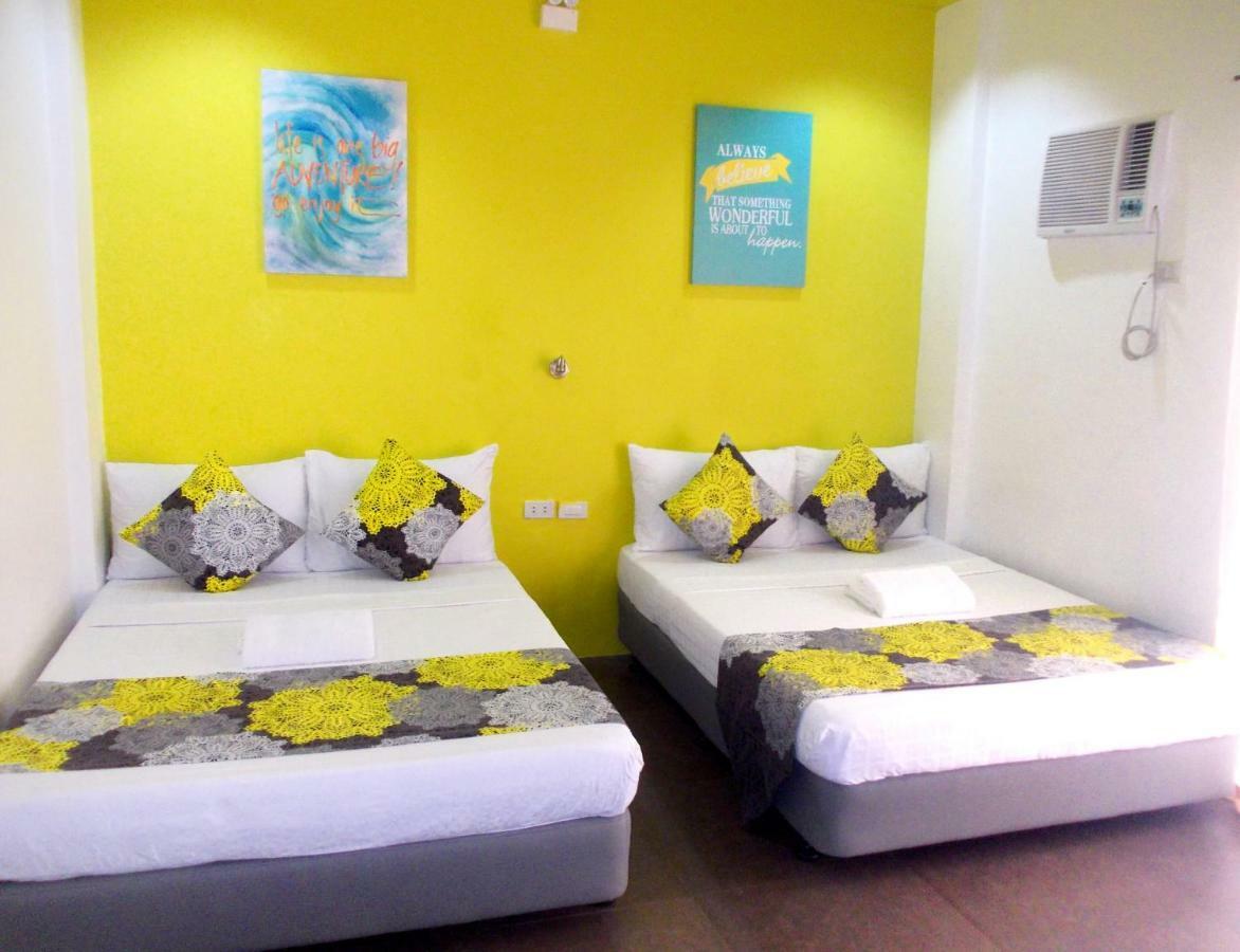 Abrhys Ridge Inn Корон Екстериор снимка