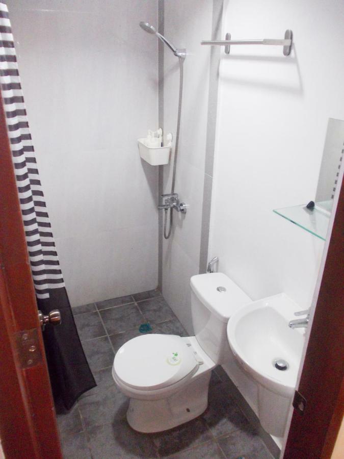 Abrhys Ridge Inn Корон Екстериор снимка