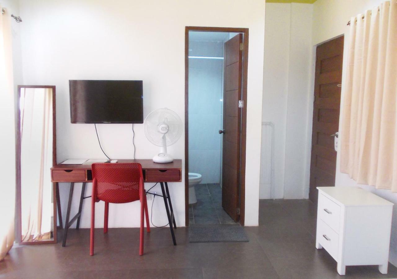 Abrhys Ridge Inn Корон Екстериор снимка